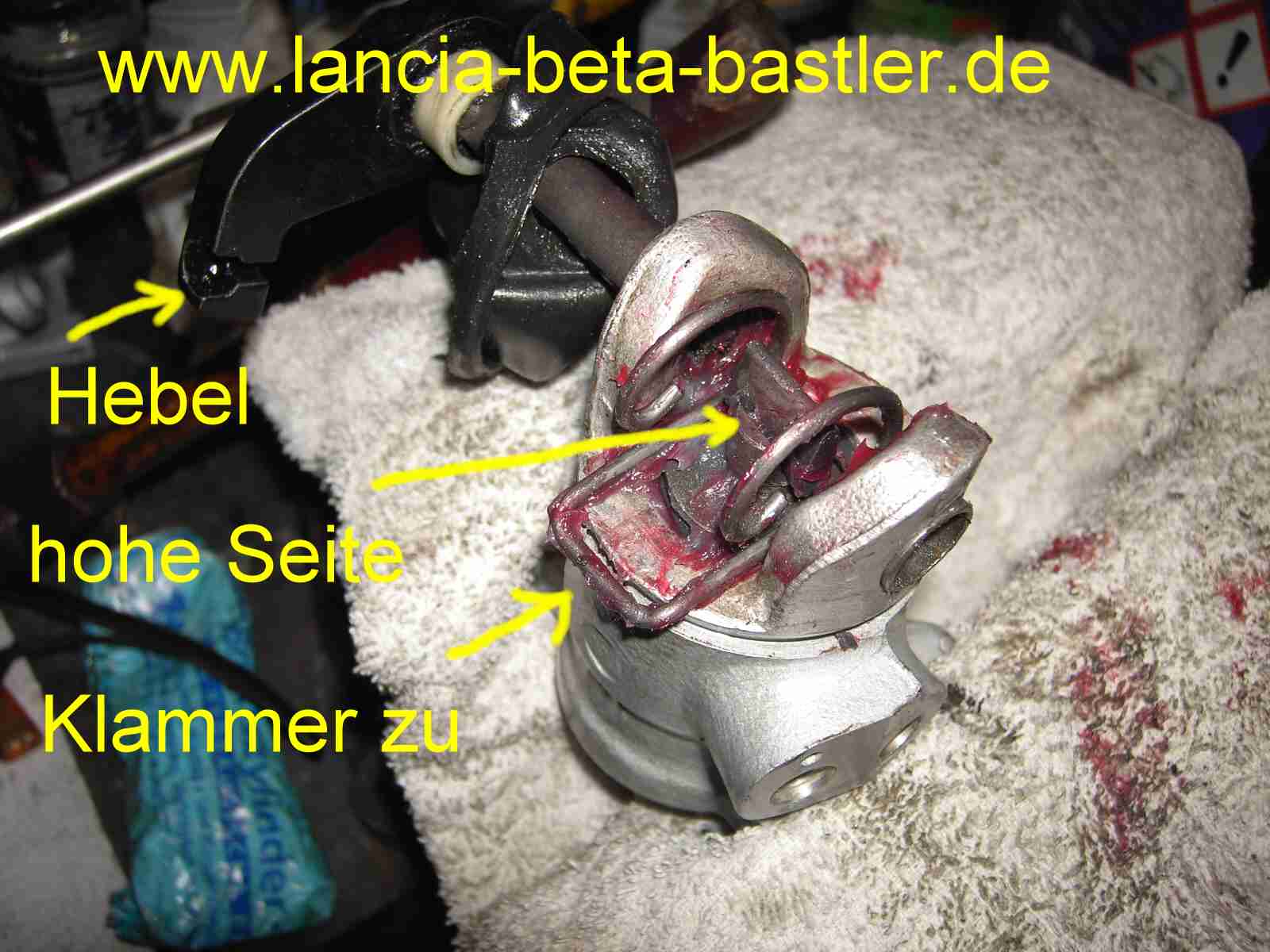 Anordnung Hebelmechanismus Bremszange hinten Lancia Beta