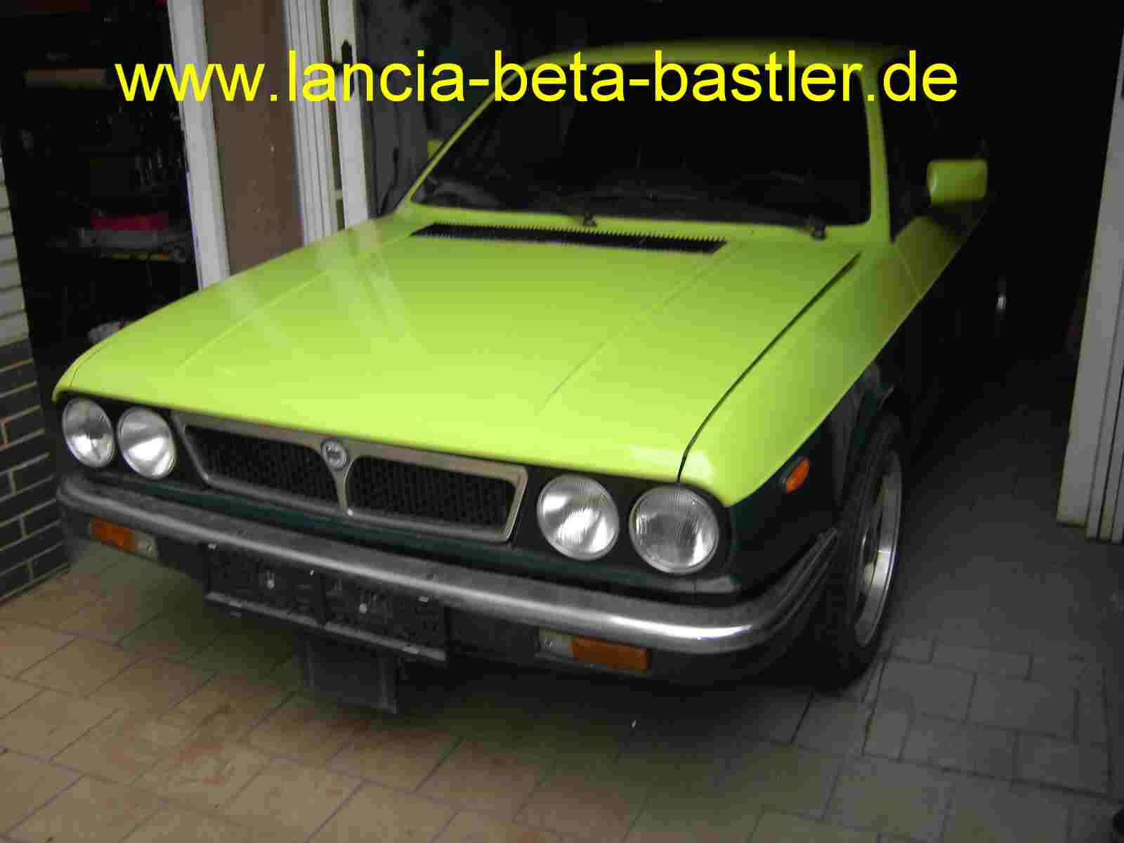Lancia Beta Coupe in Garage