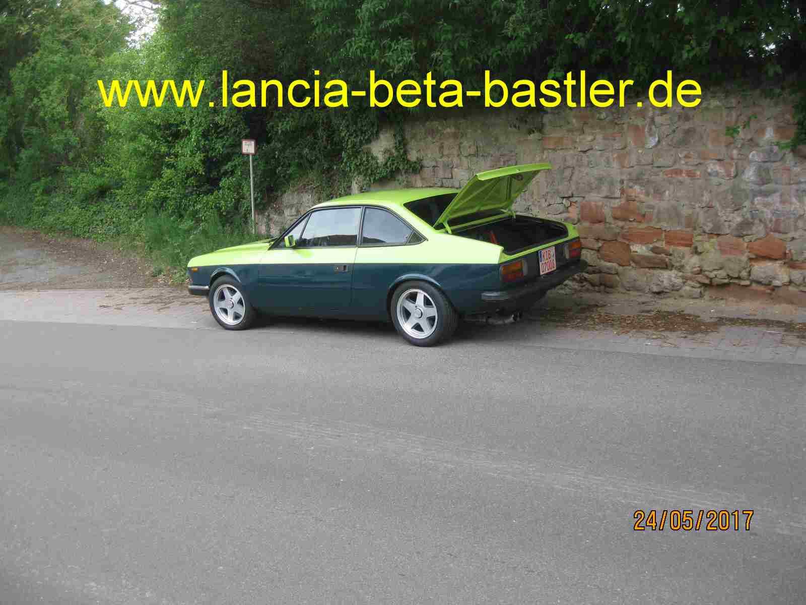 Lancia Beta Coupe wird beladen