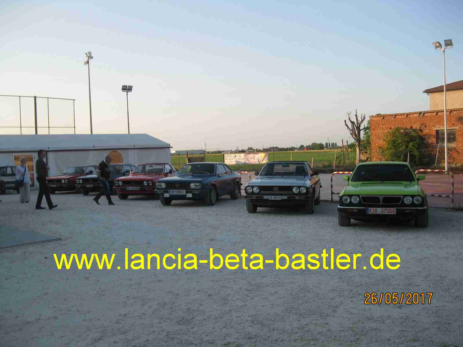Lancia Betas am Clubhaus