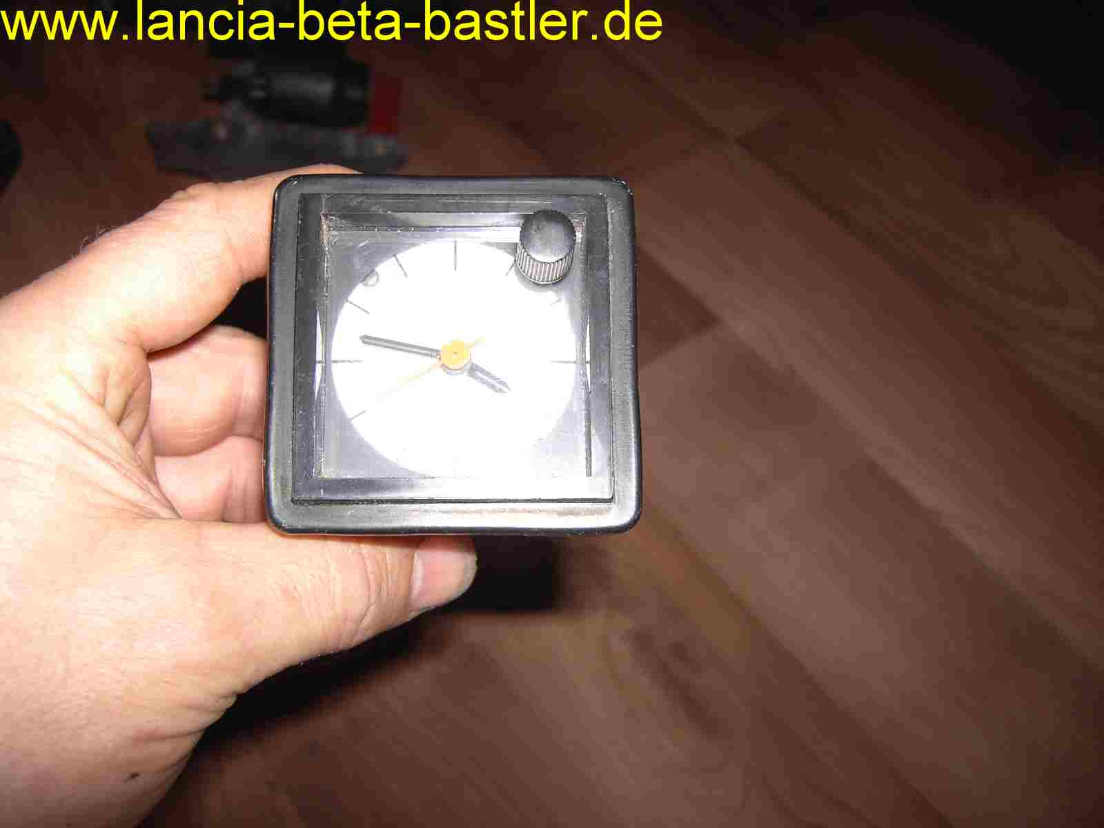 Uhr Lancia beta