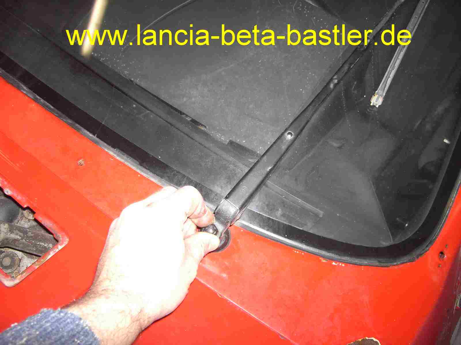 Windschutzscheibe Lancia Beta Montecarlo 3